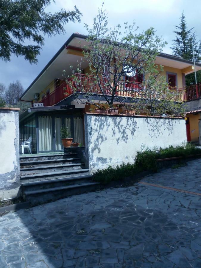 B&B Delia 特雷卡斯塔尼 外观 照片